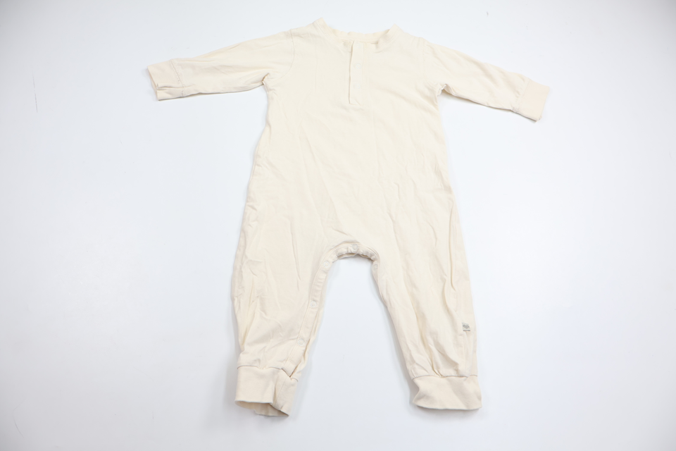 Pyjamas från BEBE - Storlek 70 - Benvit