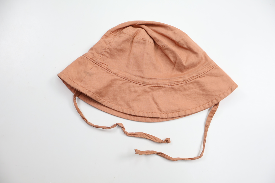Solhatt från H&M - Storlek 74/80 - Beige