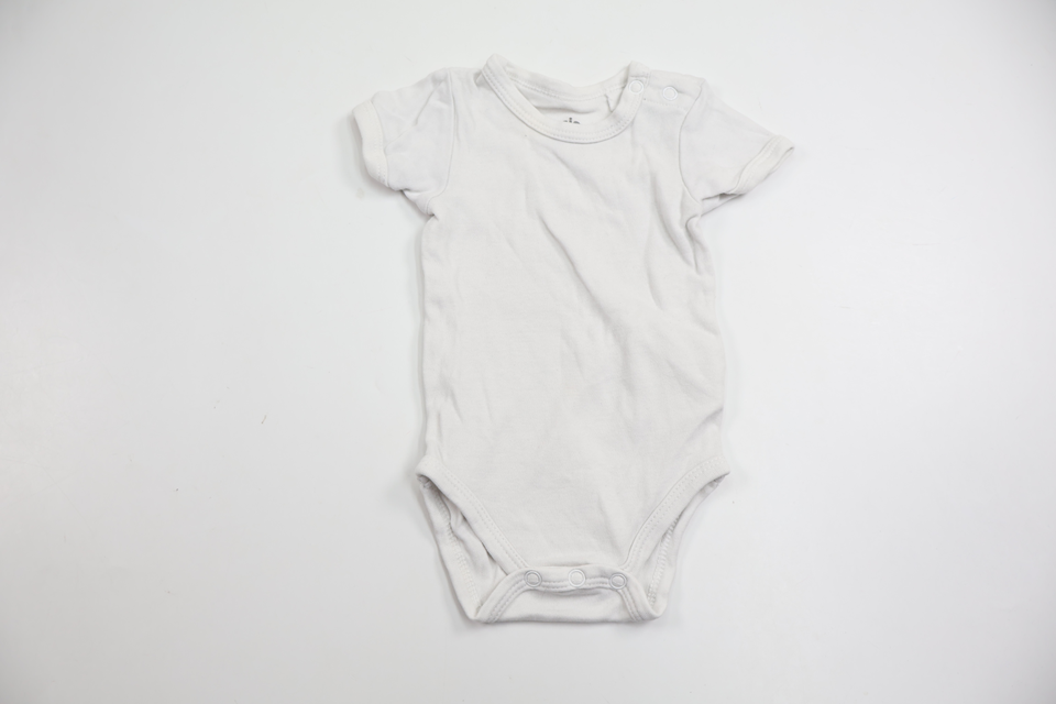 Body från Basic U - Storlek 56 - Vit