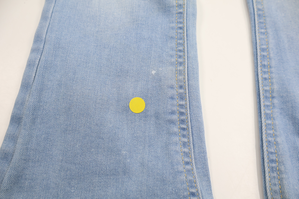Utsvängda byxor från Lindex - Storlek 98 - Denim