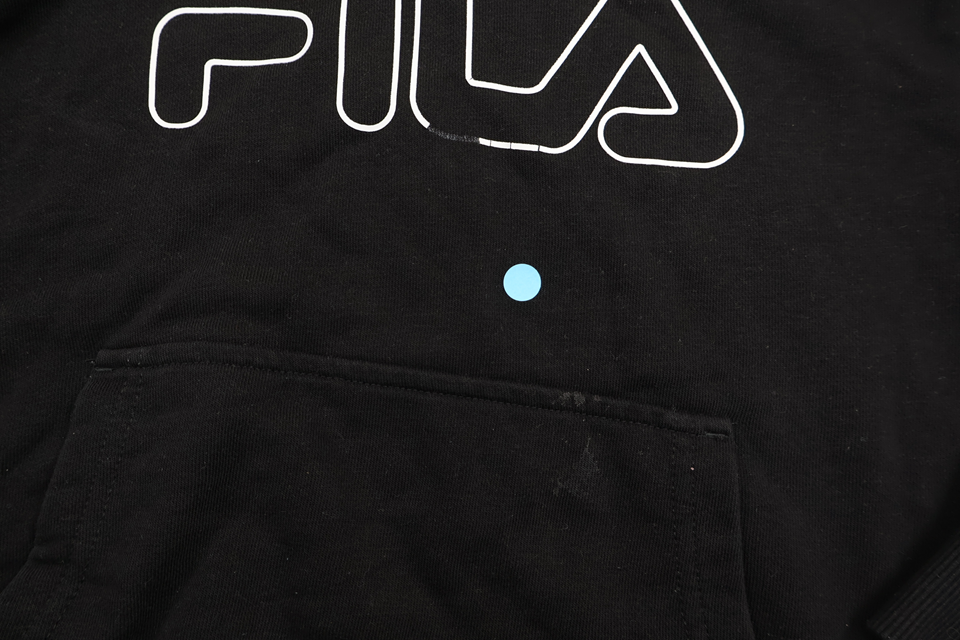 Huvtröja från Fila - Storlek 134/140 - Svart