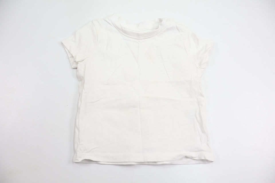 T-shirt från Basic U - Storlek 80 - Vit