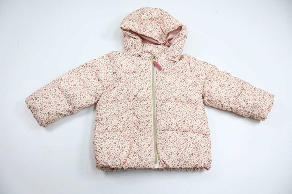 Blommiga vinterjacka från H&M - Storlek 86 - Rosa