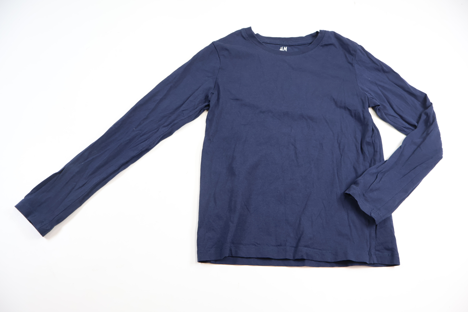 Tröja från H&M - Storlek 122/128 - Marinblå
