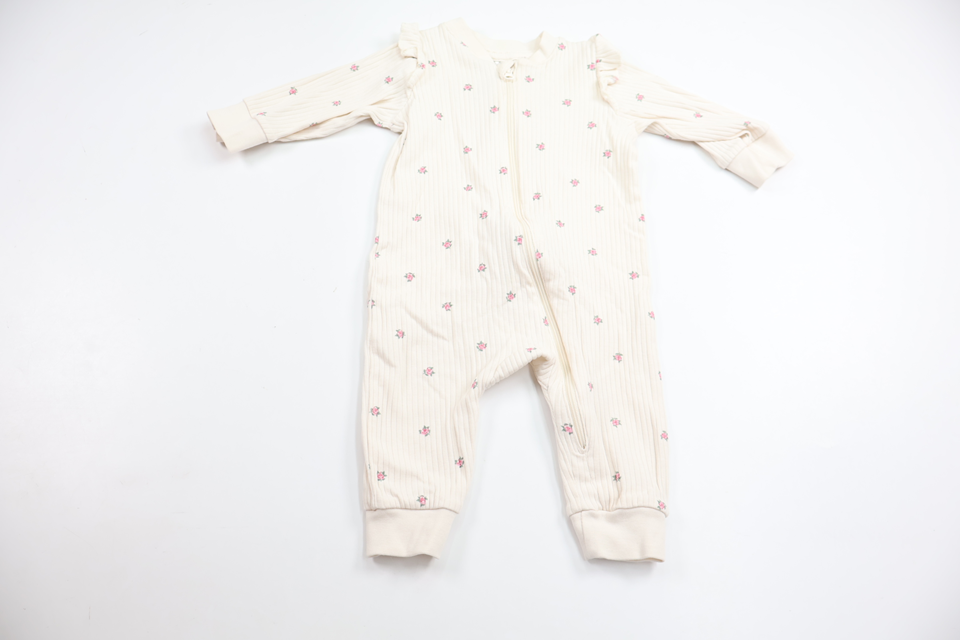 Blomstret ribbet pyjamas fra H&M - Størrelse 62 - Råhvid