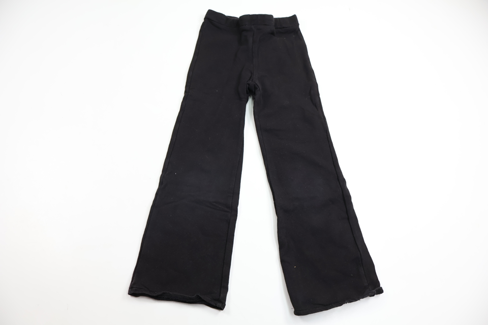 Utsvängda byxor från H&M - Storlek 110 - Svart