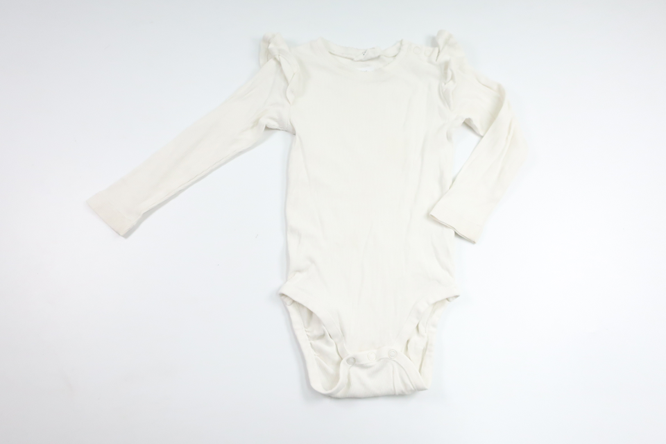 Ribbet bodysuit fra Kappahl - Størrelse 80 - Hvid