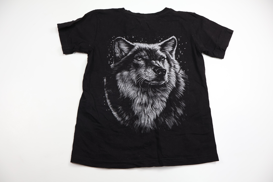 T-shirt från Okänt - Storlek 128 - Svart