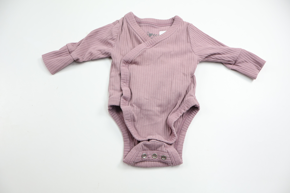 Ribbad omlottbody från ICA I Love Eco - Storlek 50 - Lila