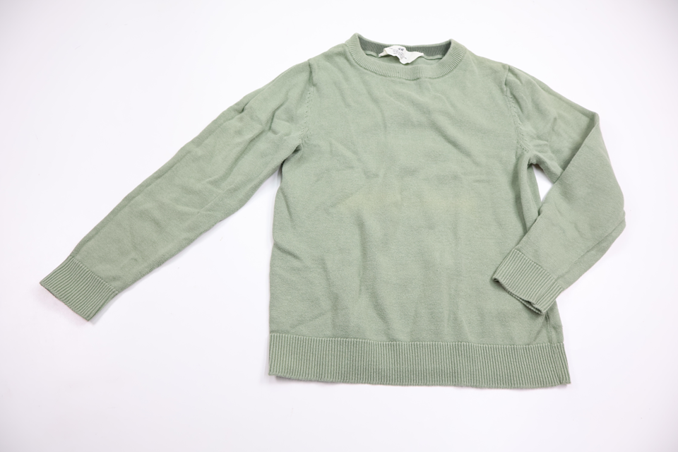 Stickad tröja från H&M - Storlek 122/128 - Grön