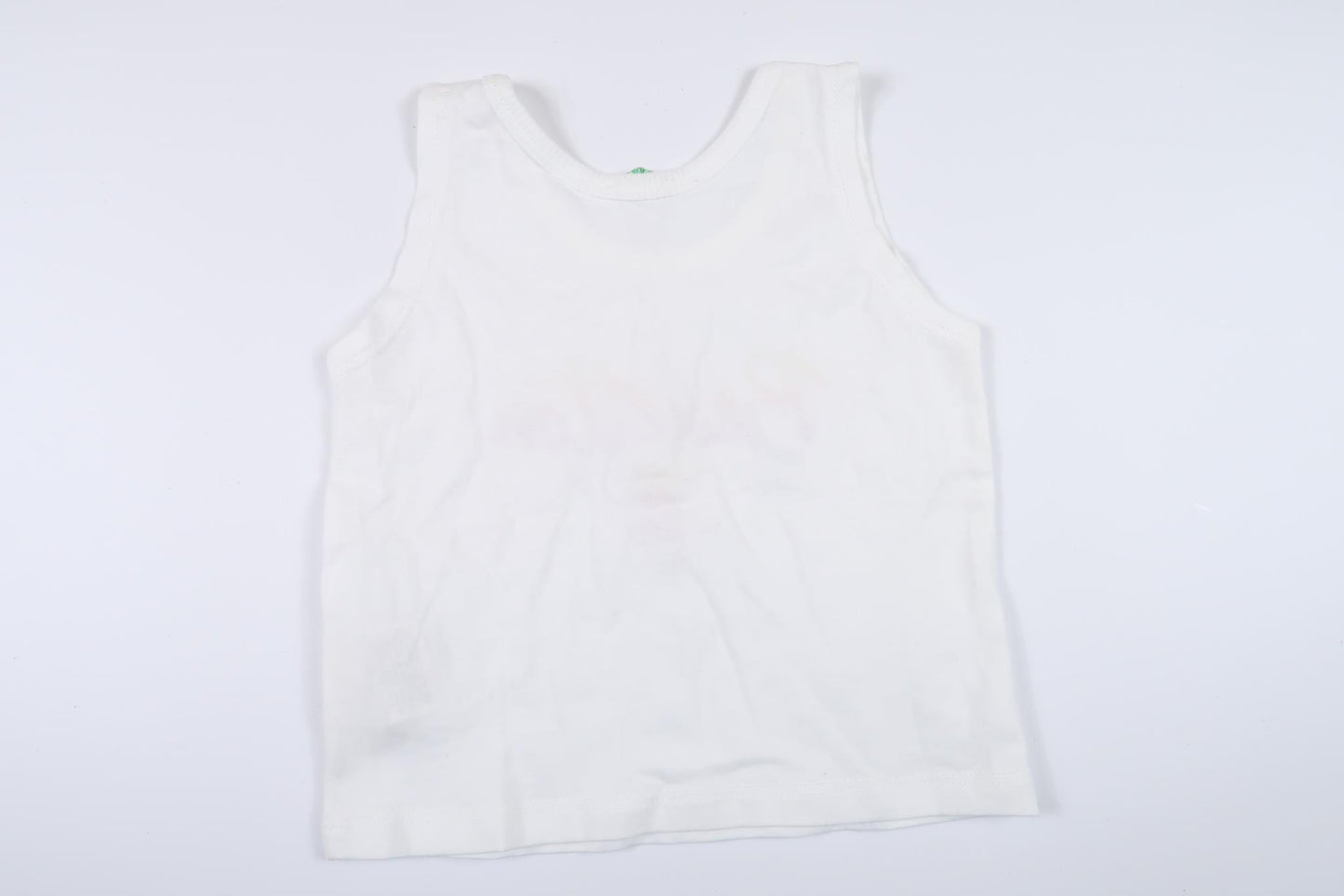 Hvid tanktop fra United Colors of Benetton i størrelse 74