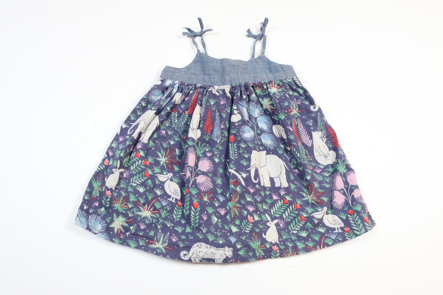 Blå kjole med skovmotiv fra Baby GAP i størrelse 80