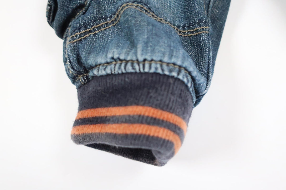 Tag letforede jeans fra Early Days på i størrelse 3-6 M.