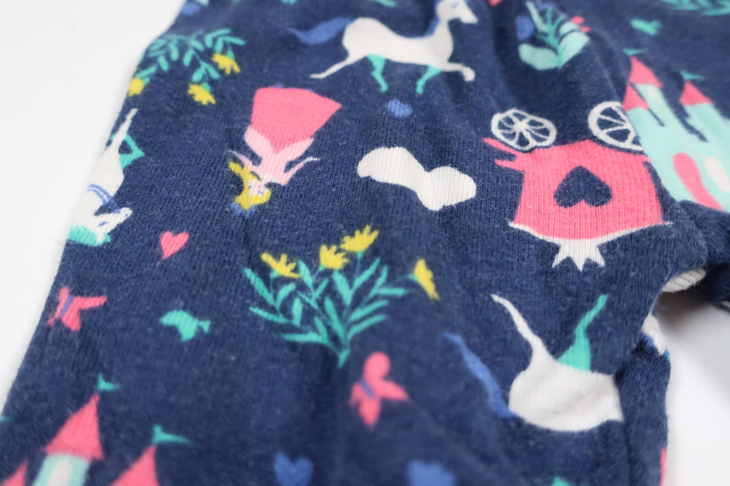 Marineblå pyjamas i to dele fra Carter's i størrelse 6 M
