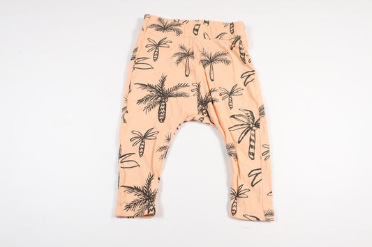 Lyserøde bukser med palmer fra Lindex i størrelse 68