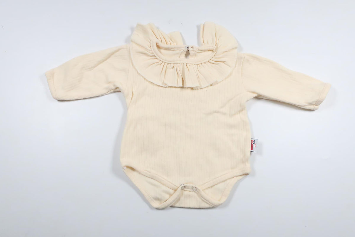 Ribbet body med krave fra Murat Baby - Størrelse 62 - Gul