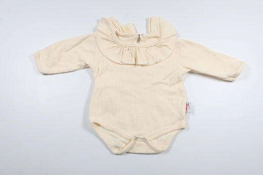 Ribbet body med krave fra Murat Baby - Størrelse 62 - Gul