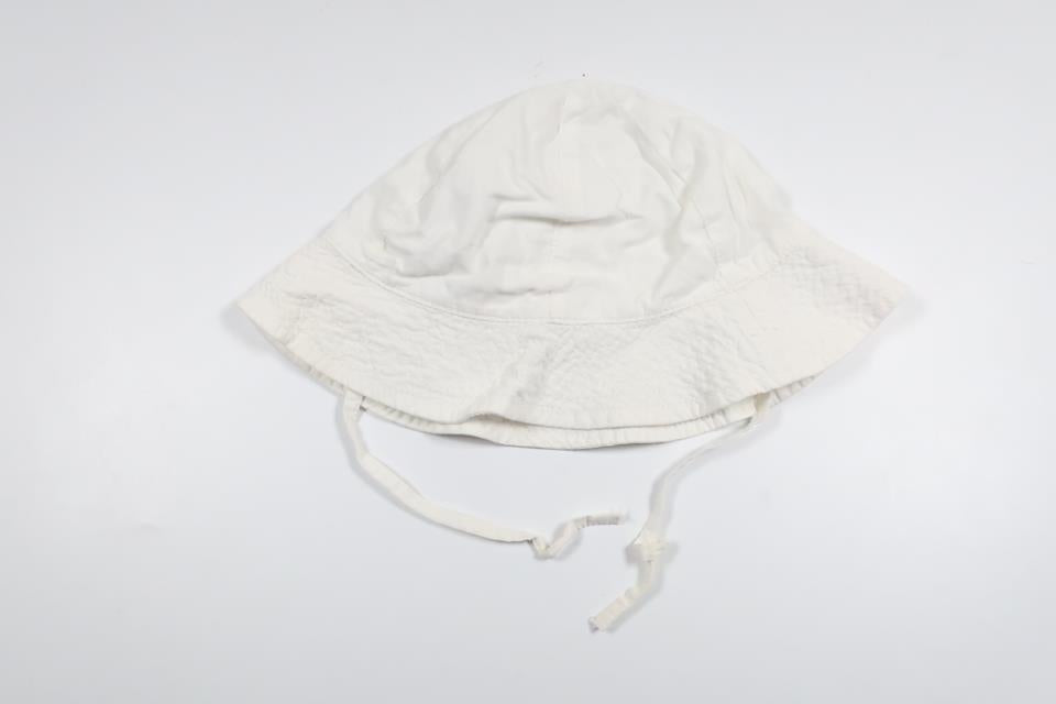 Solhat fra H&M - Størrelse 92 - Hvid