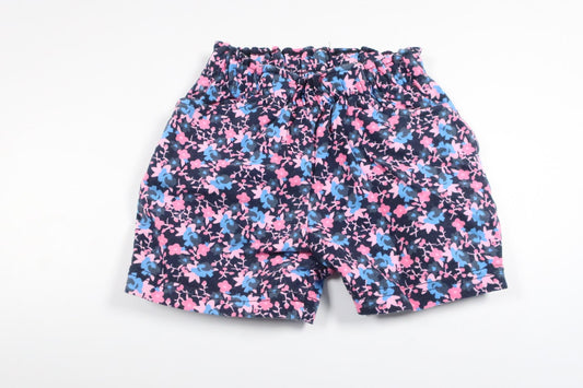 Blomstrede shorts fra ICA I Love Eco - Størrelse 68 - Marineblå
