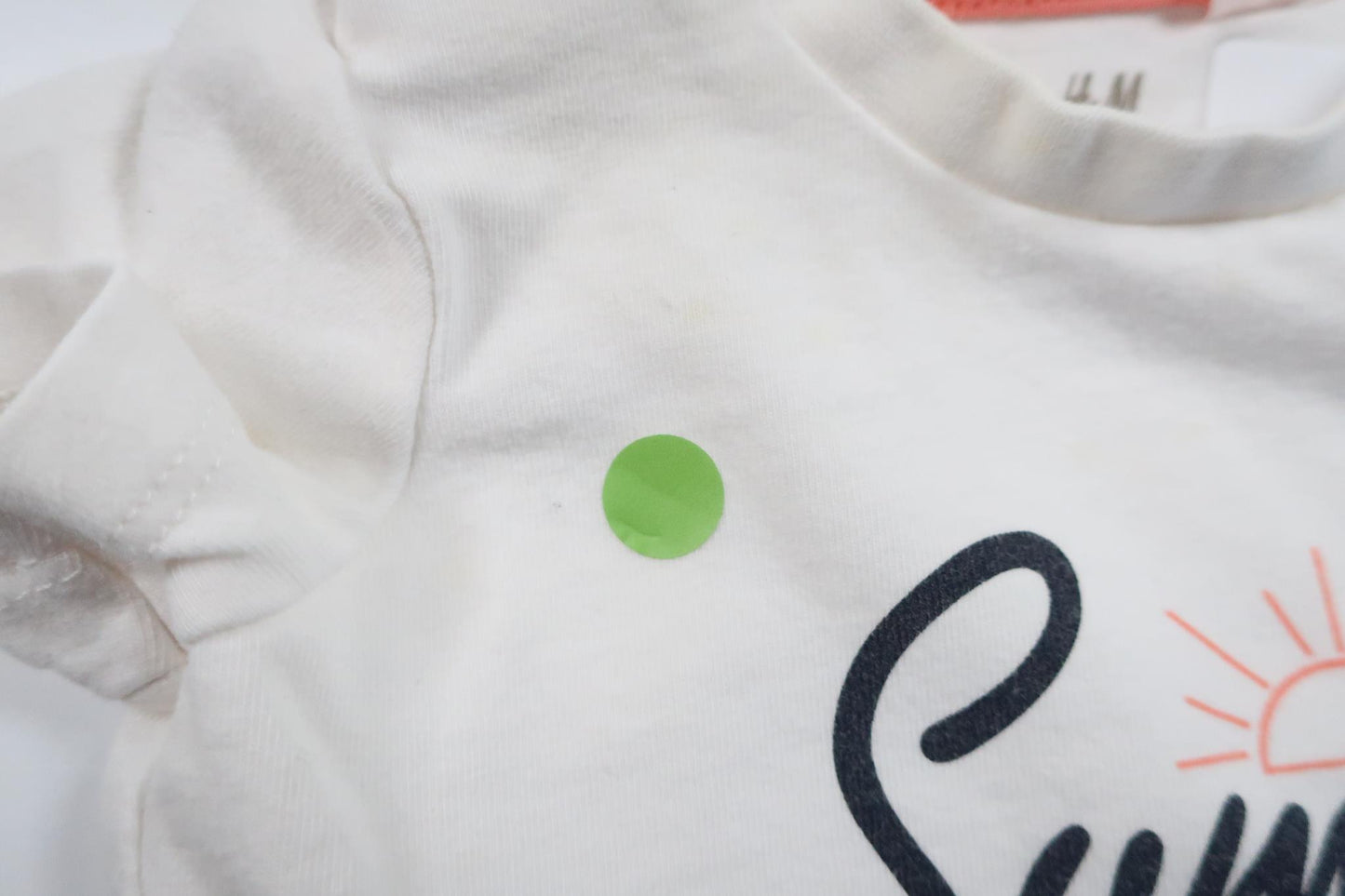 T-shirt fra H&M - Størrelse 50 - Hvid