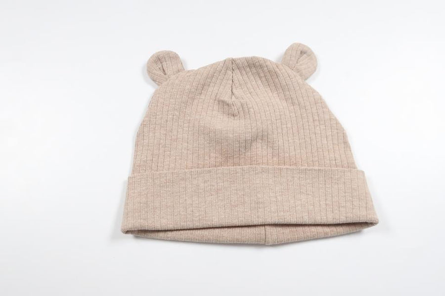 Ribbet hue med ører fra Unknown - Størrelse 62 - Beige