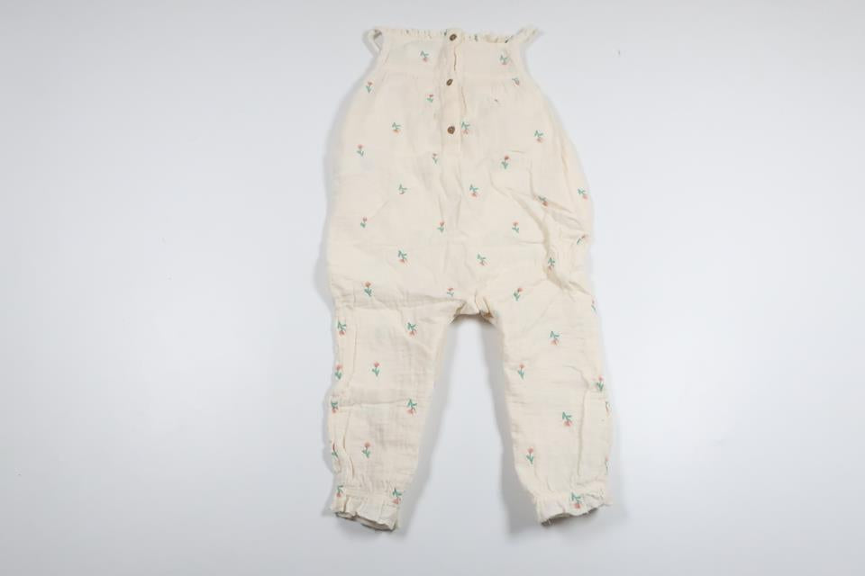 Blomsterjumpsuit fra George - Størrelse 80/86 - Off-white