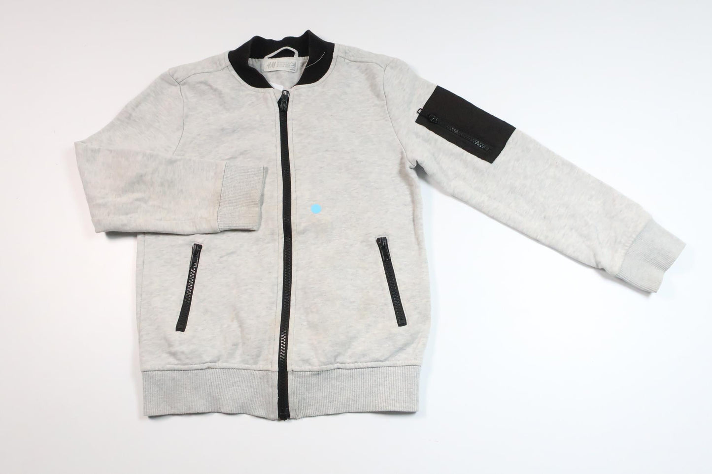 Cardigan fra H&M - Størrelse 122/128 - Grå