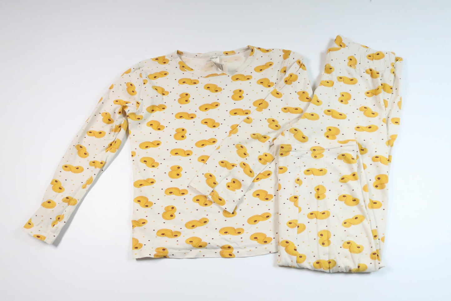 Todelt pyjamas med bamser fra Unknown - Størrelse 122/128 - Hvid