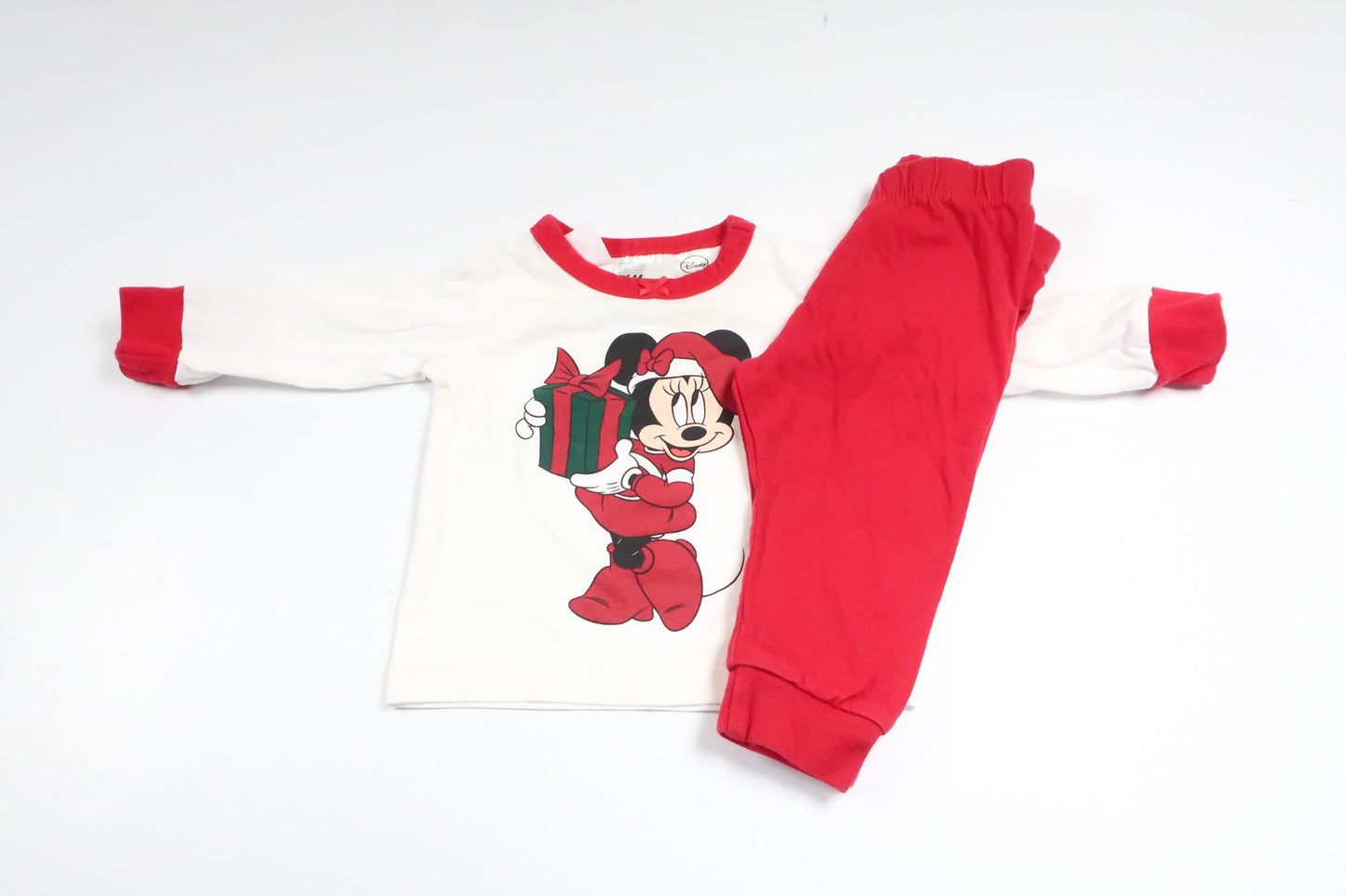 Todelt pyjamas med Minnie/julemotiv fra H&M - Størrelse 62 - Hvid