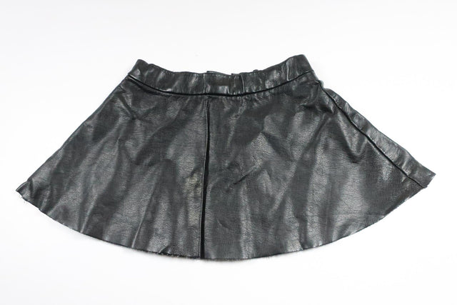 Nederdel i imiteret læder fra H&M - Størrelse 92 - Sort