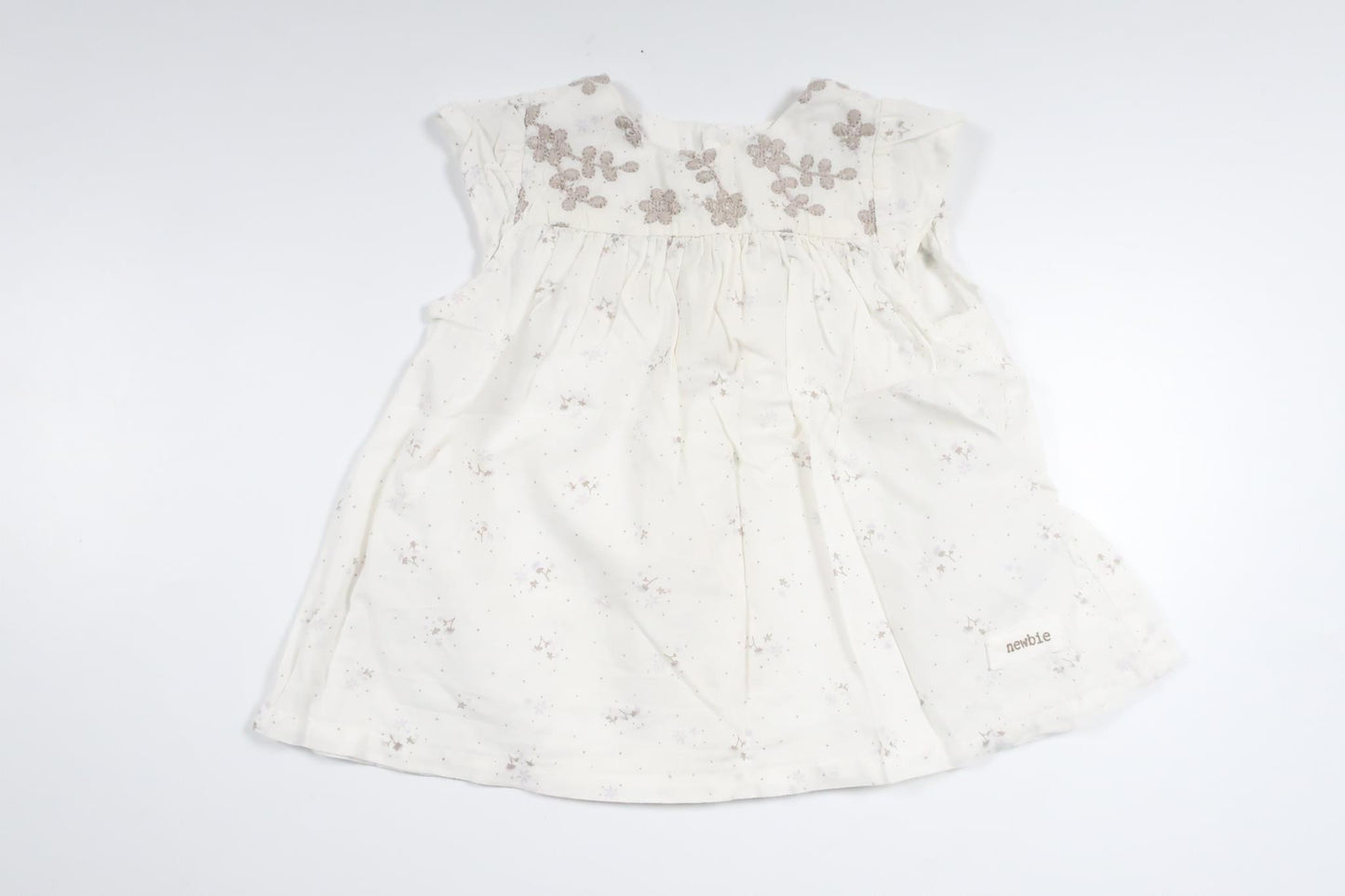 Blomstertunika fra Newbie - Størrelse 62 - Hvid