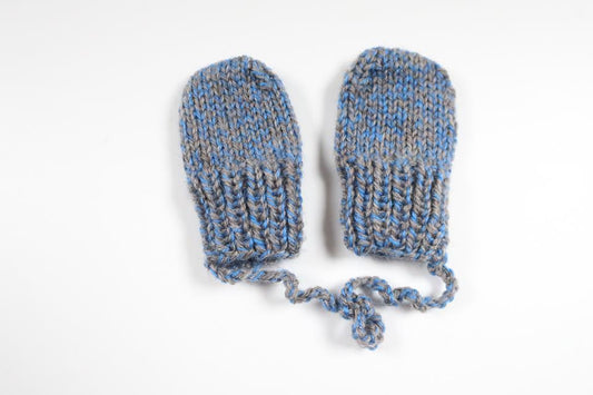 Hjemmestrikkede vanter fra Ukendt - Størrelse 50/56 - Grå