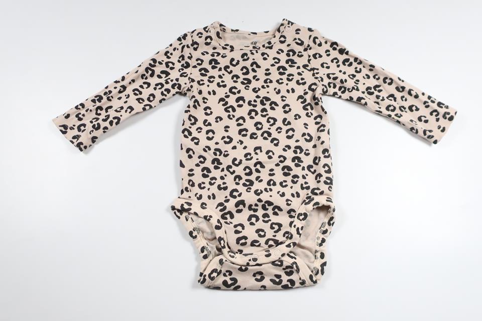 Leopardprintet bodysuit fra H&M - Størrelse 62 - Beige