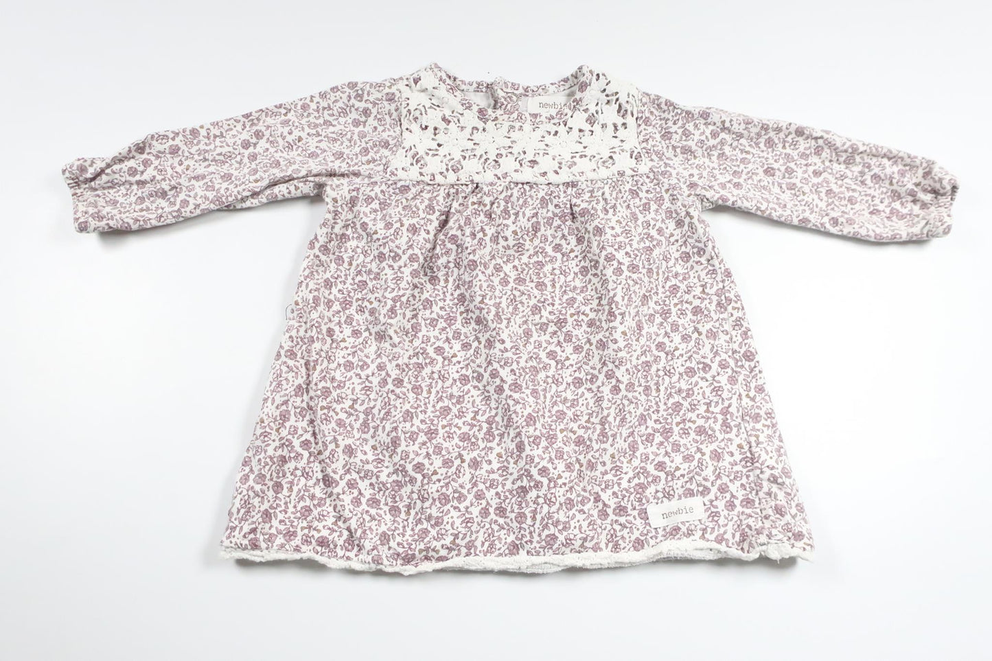 Blomstertunika fra Newbie - Størrelse 68 - Lilla