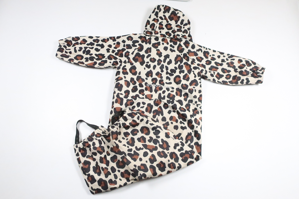 Leopardprintet jumpsuit fra Nordbjörn - Størrelse 92 - Beige