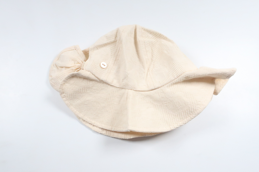 Solhat fra Ukendt - Størrelse 62/68 - Off-white