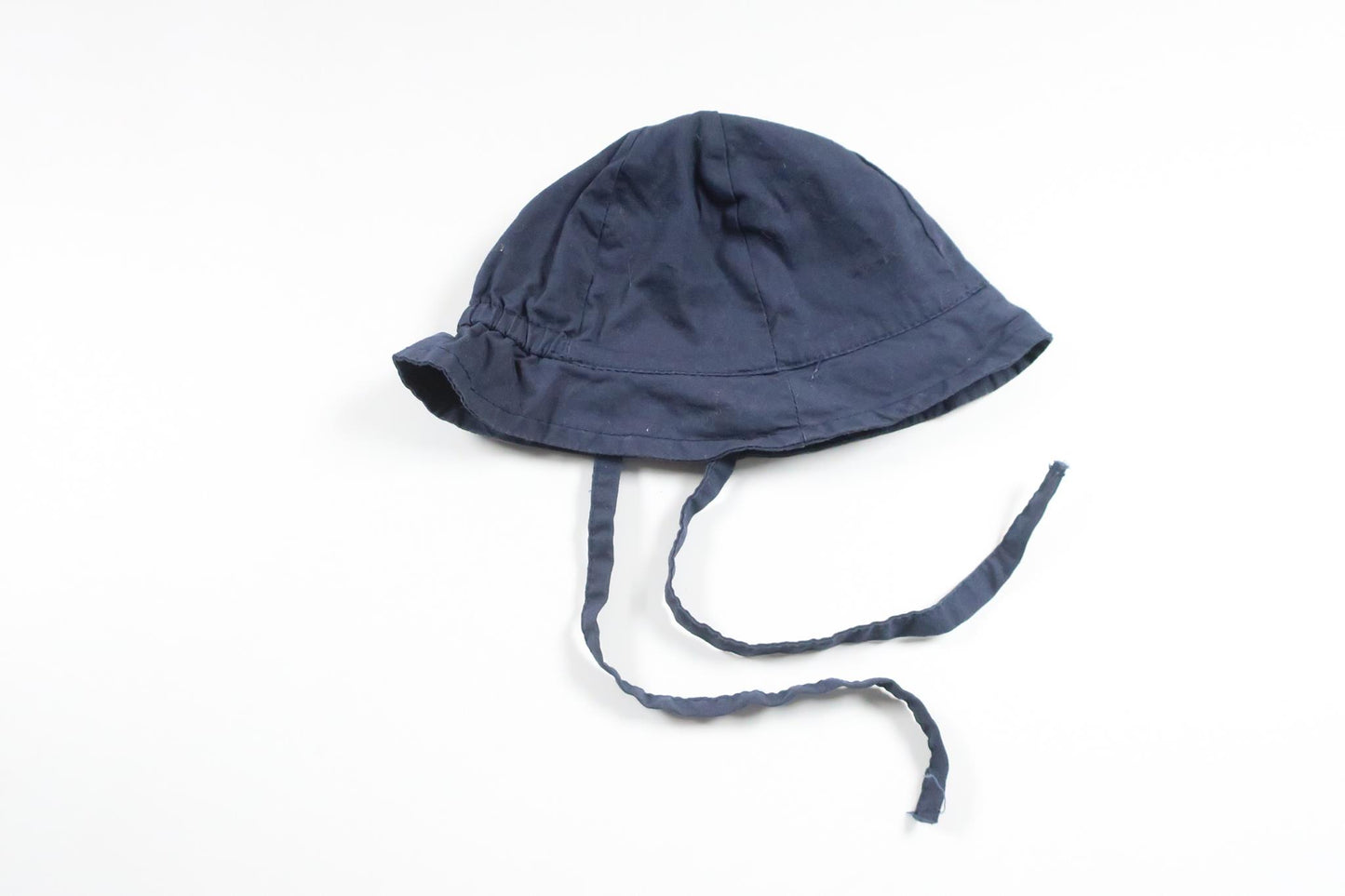 Solhat fra Name It - Størrelse 34/39 - Marineblå