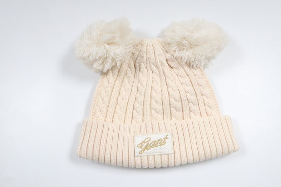 Strikket hue fra GANT - Størrelse 50/52 - Off-white