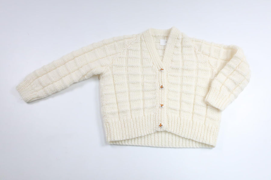 Hjemmestrikket cardigan fra Hemstickat - Størrelse 74/80 - Hvid