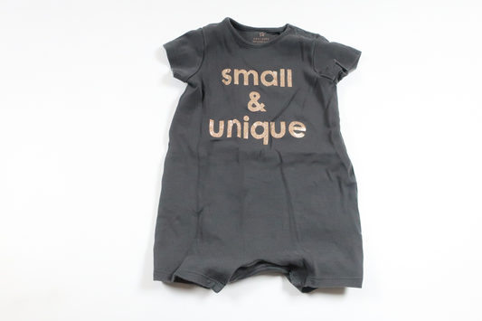 Pyjamas fra Next - Størrelse 62/68 - Grå