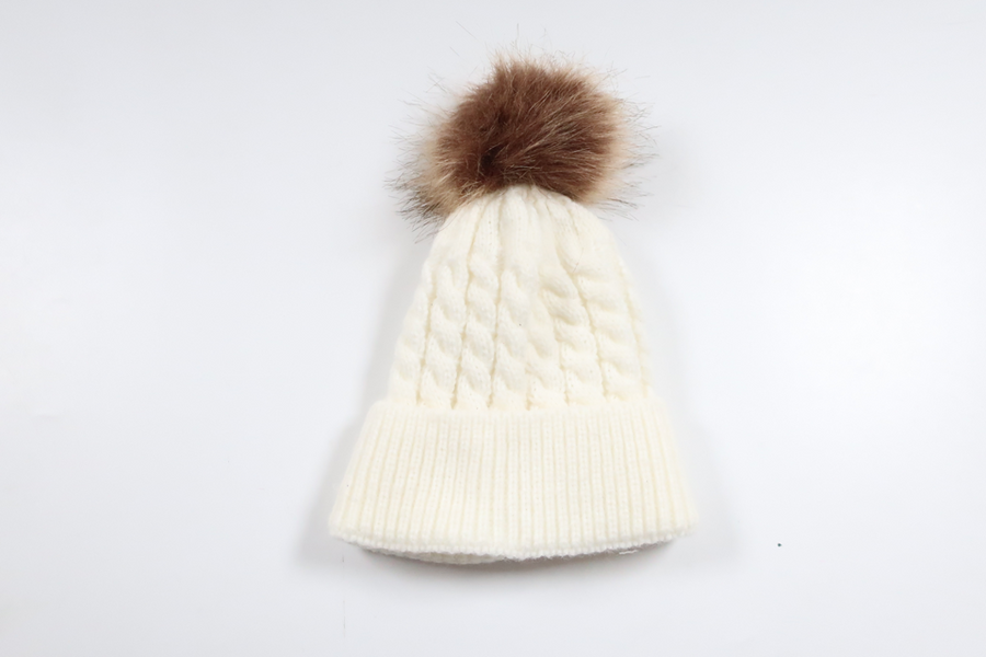 Hue med kvast fra Ukendt - Størrelse 56/62 - Off-white