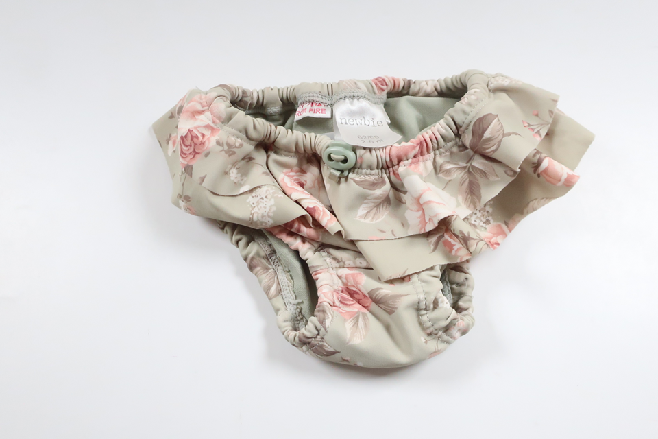 Blomstret badeble med flæse fra Newbie - Størrelse 62/68 - Grøn