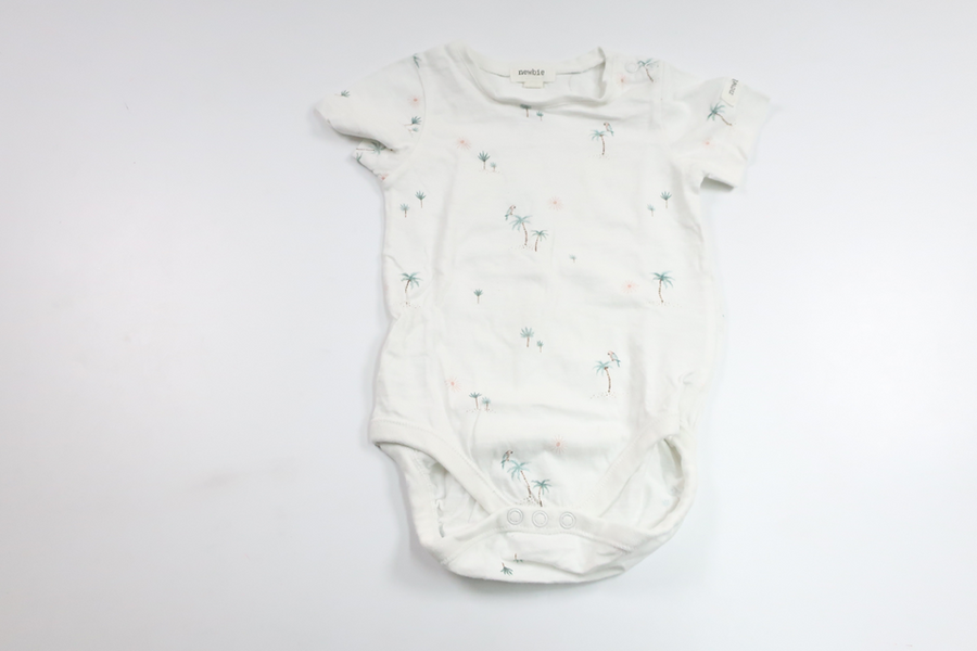 Bodysuit fra Newbie - Størrelse 74 - Hvid