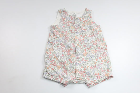 Blomsterjumpsuit fra H&M - Størrelse 62 - Hvid