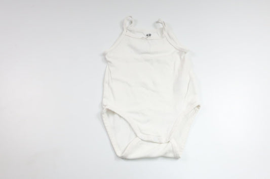 Hørbody fra H&M - Størrelse 68/74 - Hvid