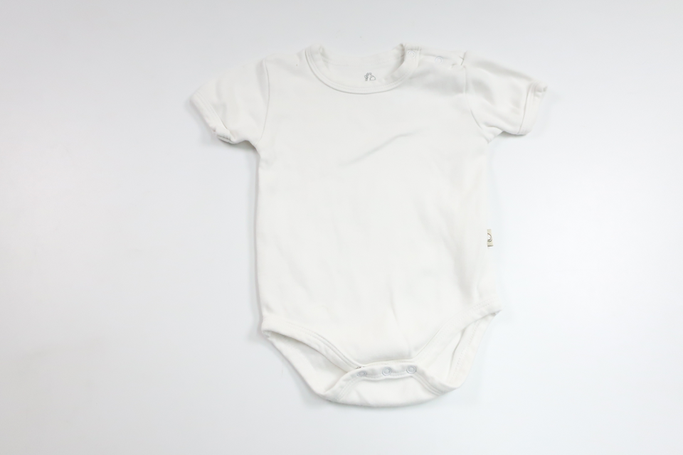 Bodysuit fra Basic U - Størrelse 62 - Hvid