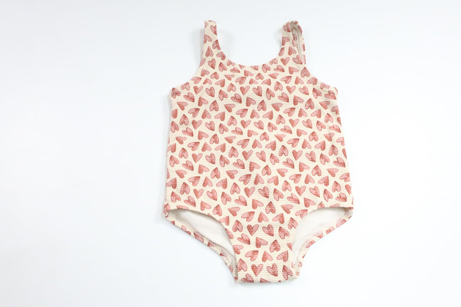 Badedragt med hjerter fra Unknown - Størrelse 80/86 - Off-white