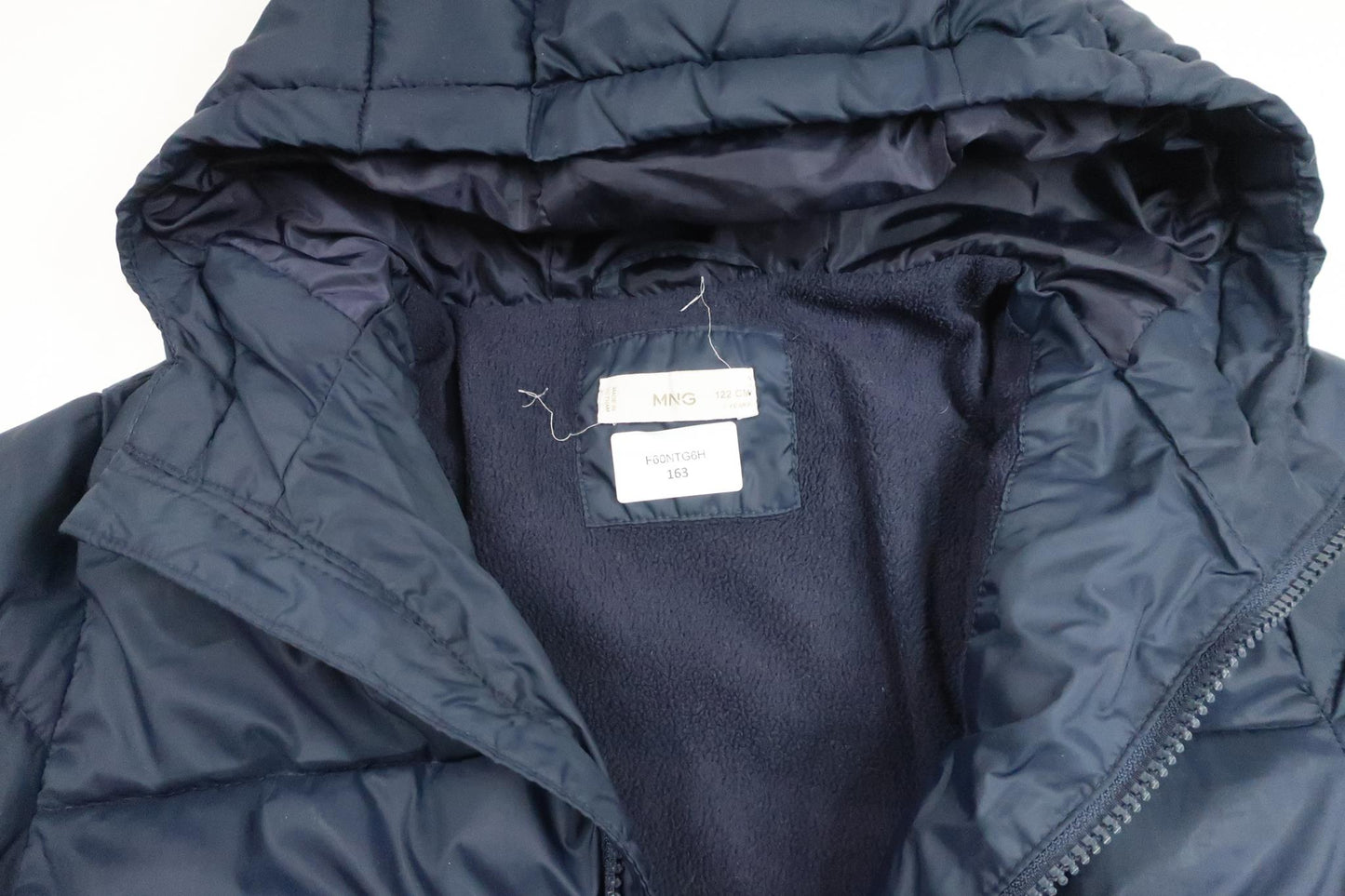 Vatteret jakke fra Mango Kids - Størrelse 122 - Marineblå
