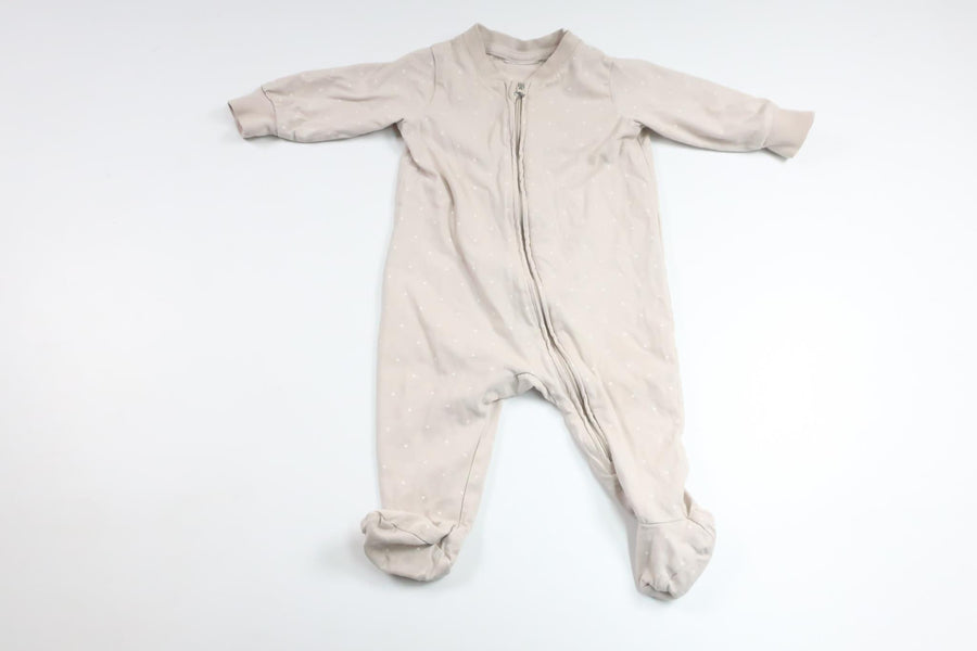 Prikket pyjamas fra Unknown - Størrelse 56/62 - Beige