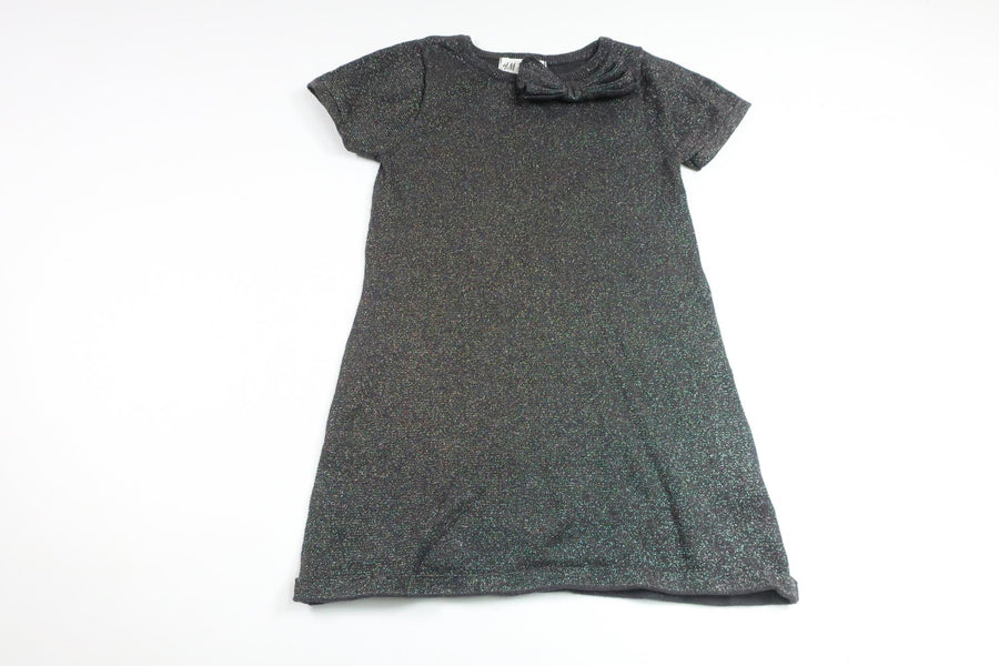 Glitrende kjole fra H&M - Størrelse 110/116 - Grå